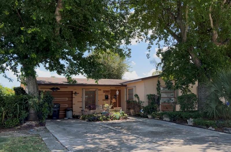 Details for 6360 9th Pl  , North Lauderdale, FL 33068