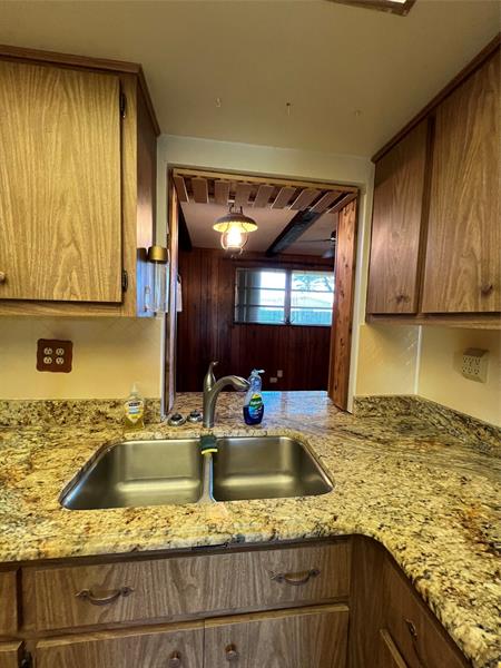 Image 10 of 33 For 6360 9th Pl  