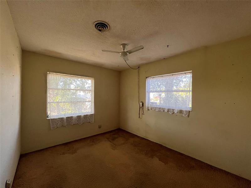 Image 20 of 33 For 6360 9th Pl  