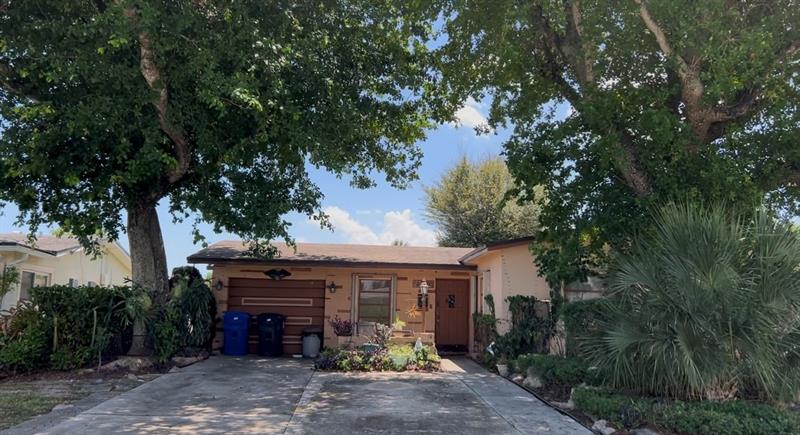 Image 6 of 8 For 6360 9th Pl  