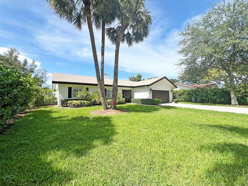Details for 4975 6th St  , Coconut Creek, FL 33063