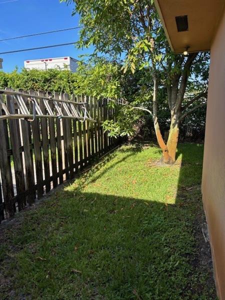 Image 32 of 36 For 212 9th Ave  1