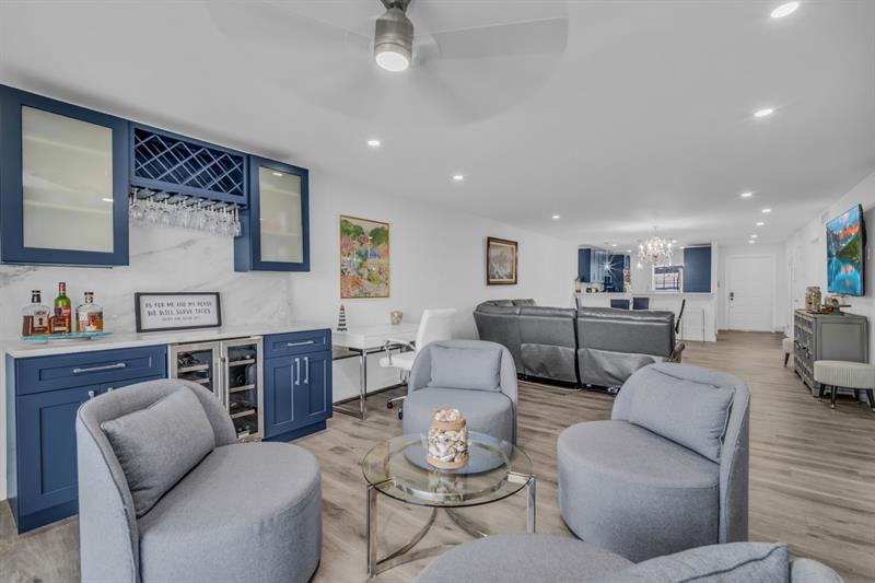 Image 11 of 42 For 250 John F Kennedy Drive  403