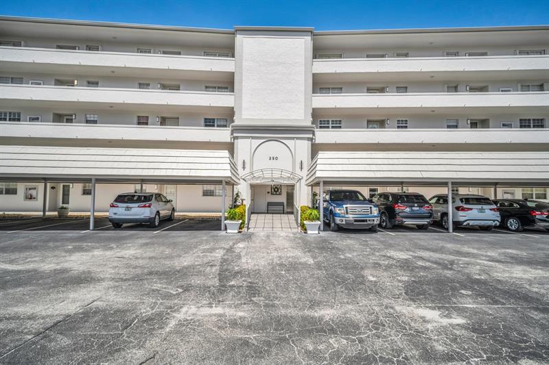 Image 33 of 42 For 250 John F Kennedy Drive  403