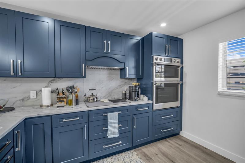Image 4 of 42 For 250 John F Kennedy Drive  403