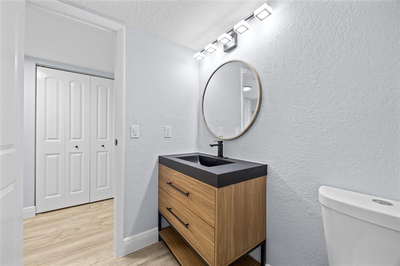 Image 27 of 47 For 6061 Falls Cir Dr  109