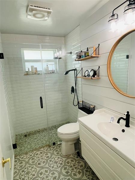 Image 15 of 46 For 9760 211th St