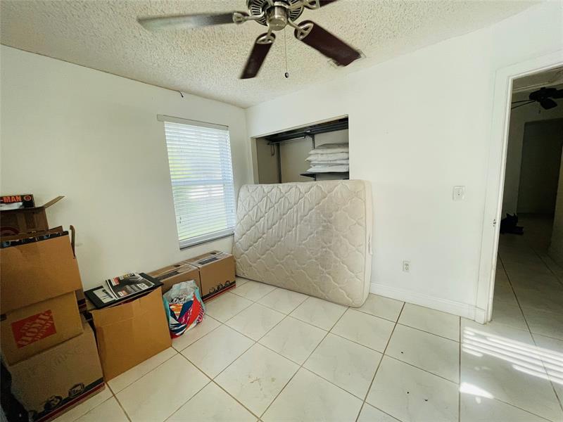 Image 16 of 46 For 9760 211th St