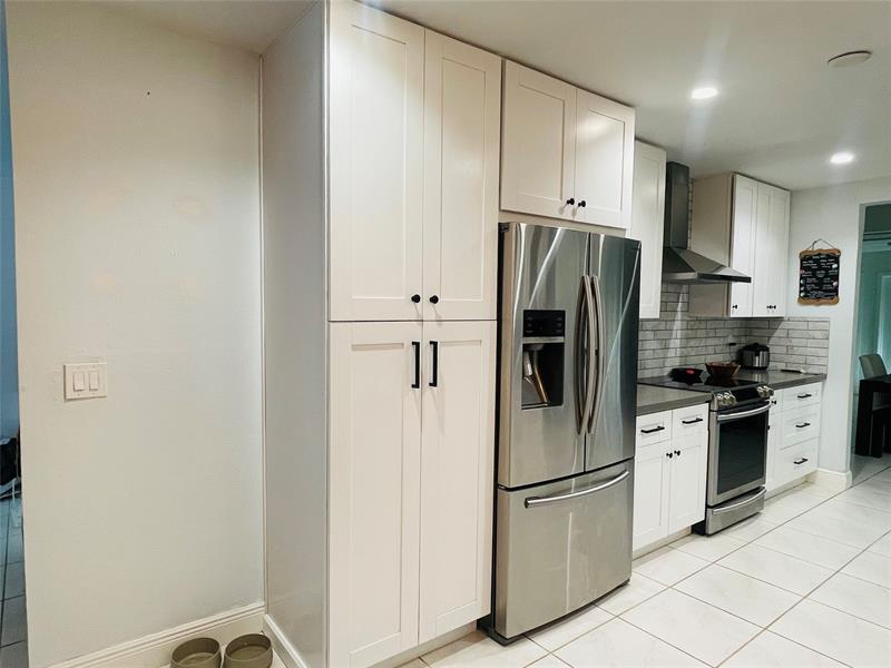 Image 7 of 46 For 9760 211th St