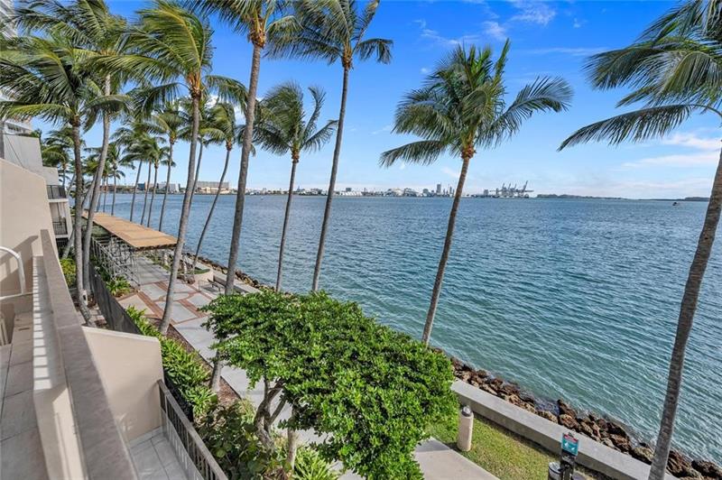 Image 12 of 20 For 520 Brickell Key Dr Unit Bh25