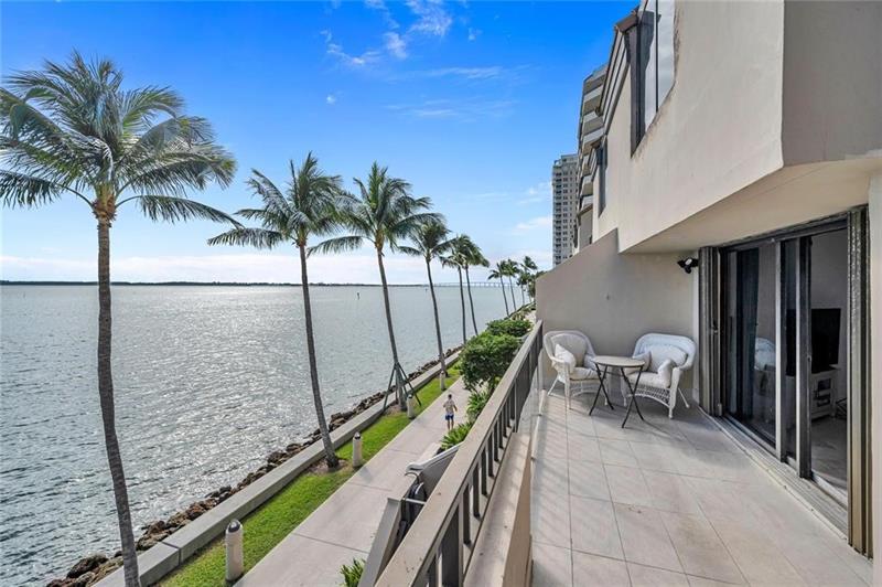Image 13 of 20 For 520 Brickell Key Dr Unit Bh25