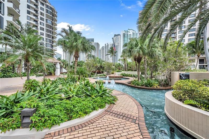 Image 18 of 20 For 520 Brickell Key Dr Unit Bh25
