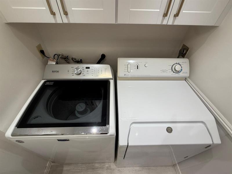 Image 21 of 54 For 2911 22nd Cir  37b