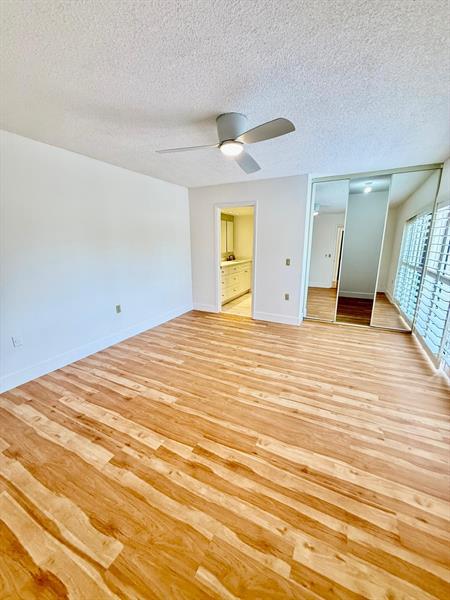 Image 28 of 54 For 2911 22nd Cir  37b