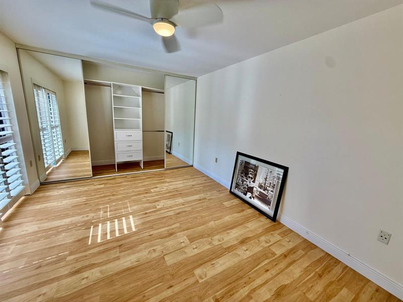 Image 36 of 54 For 2911 22nd Cir  37b