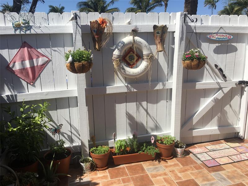 Image 11 of 11 For 2418 4 Street