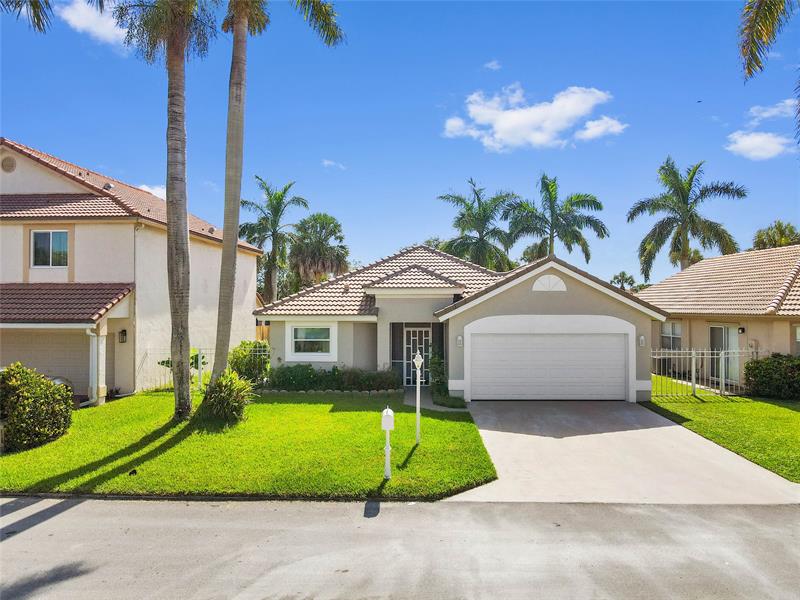 Details for 21300 Millbrook Ct, Boca Raton, FL 33498