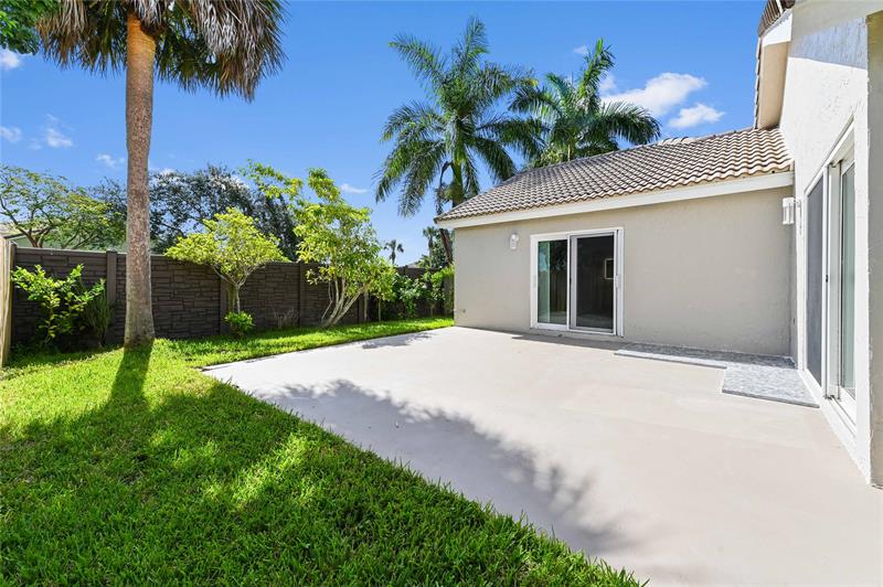 Image 29 of 38 For 21300 Millbrook Ct