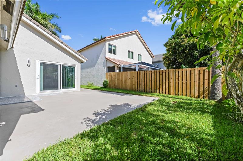 Image 31 of 38 For 21300 Millbrook Ct