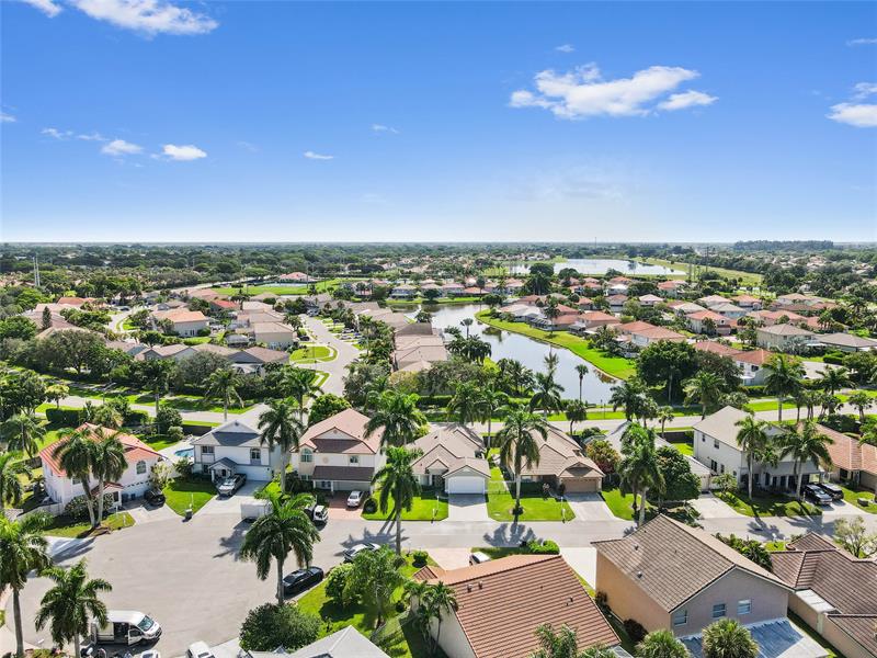 Image 34 of 38 For 21300 Millbrook Ct