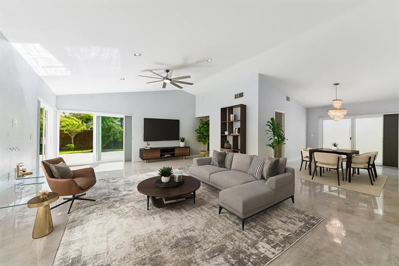 Image 7 of 38 For 21300 Millbrook Ct