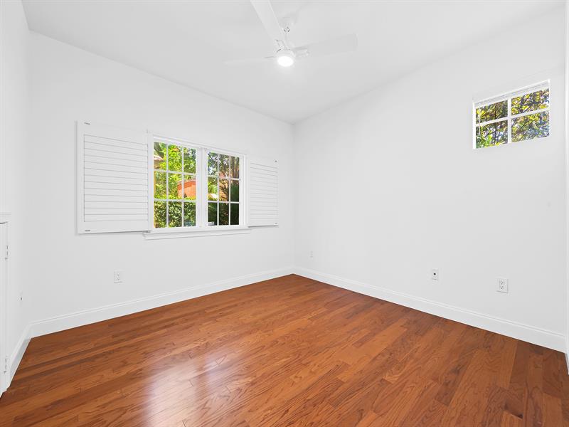 Image 8 of 24 For 510 7th St  401