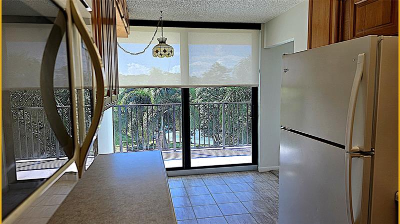 Image 14 of 42 For 1201 River Reach Dr  416