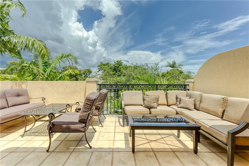 Image 4 of 58 For 1206 1st Street  1206