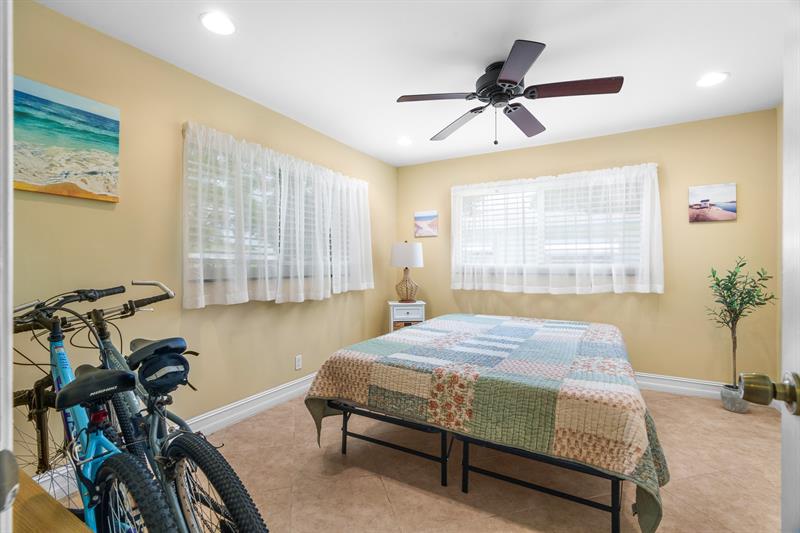 Image 15 of 65 For 8650 11th St  A153