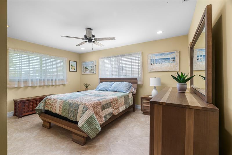Image 23 of 65 For 8650 11th St  A153