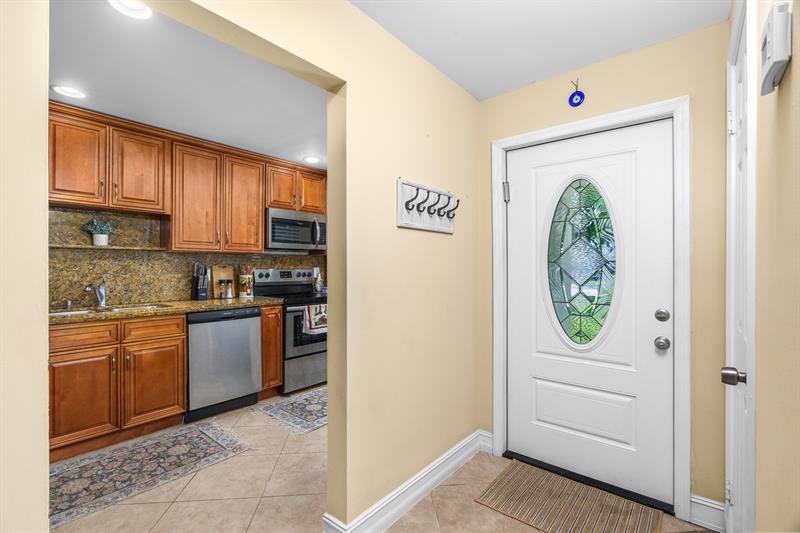 Image 5 of 65 For 8650 11th St  A153