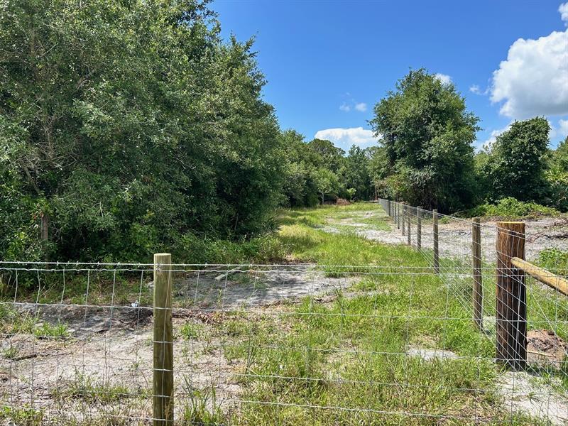 Image 3 of 6 For 690 144th Dr
