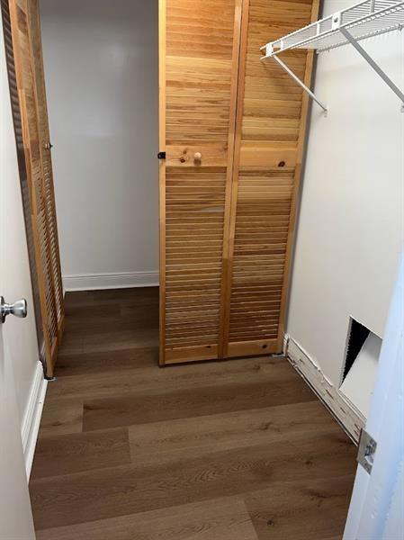 Image 18 of 27 For 4000 Crystal Lake Dr  212