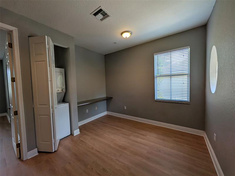 Image 15 of 36 For 2851 Prospect Rd  701