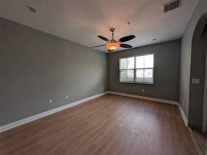 Image 18 of 36 For 2851 Prospect Rd  701