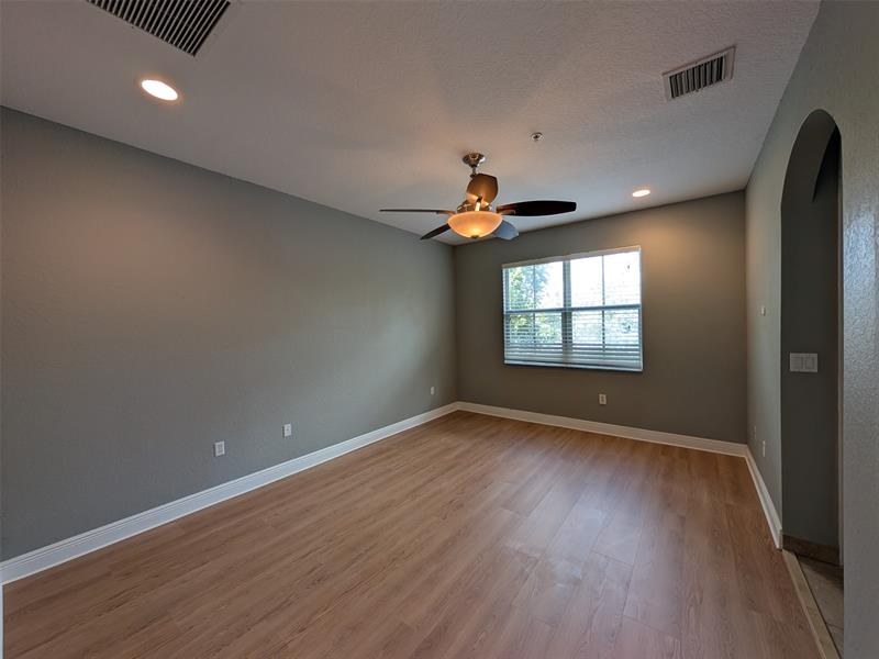 Image 22 of 36 For 2851 Prospect Rd  701