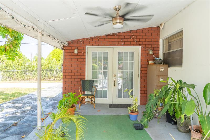 Image 3 of 25 For 20515 15th Ave