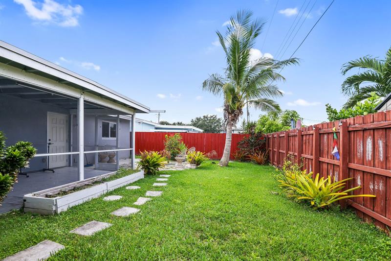 Image 19 of 19 For 4805 27th Way