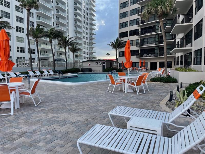 Image 12 of 23 For 3500 Galt Ocean Dr  715