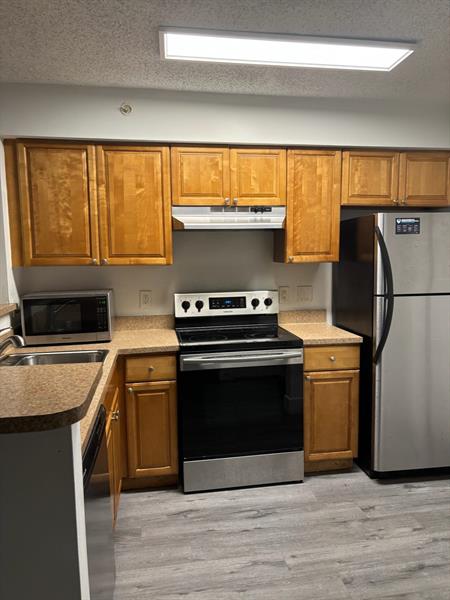 Image 7 of 15 For 12118 Saint Andrews Pl  108