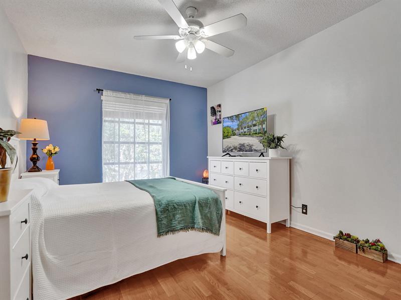 Image 4 of 30 For 2250 66th St  1523