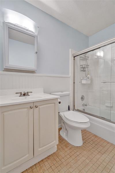 Image 8 of 30 For 2250 66th St  1523