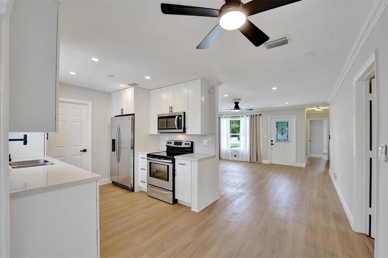 Image 12 of 40 For 421 39th Ave