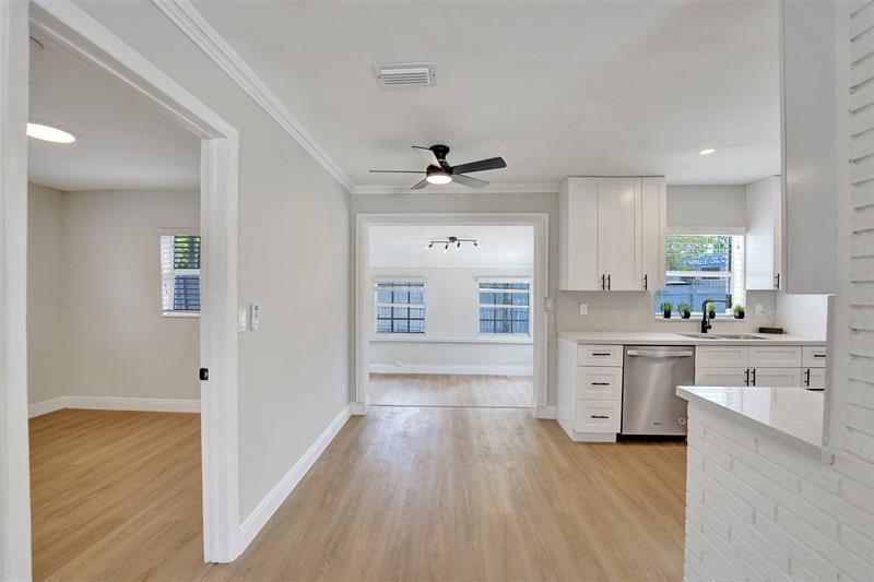 Image 13 of 40 For 421 39th Ave