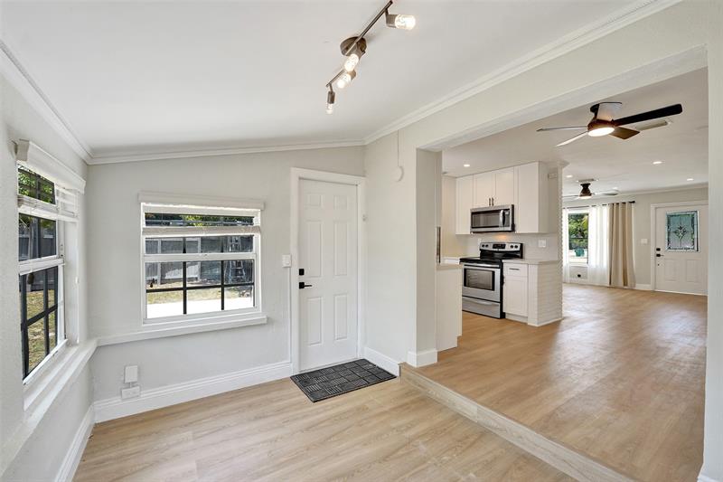 Image 16 of 40 For 421 39th Ave