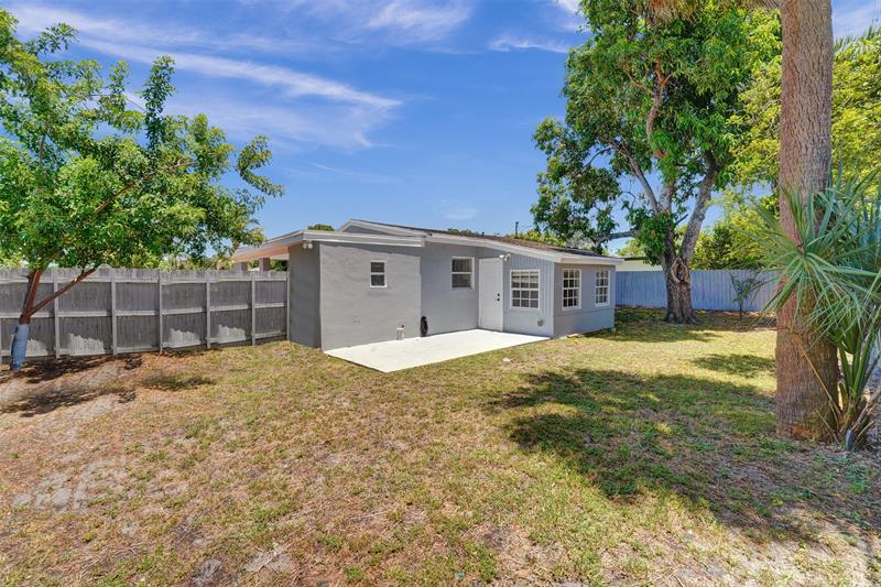 Image 34 of 40 For 421 39th Ave