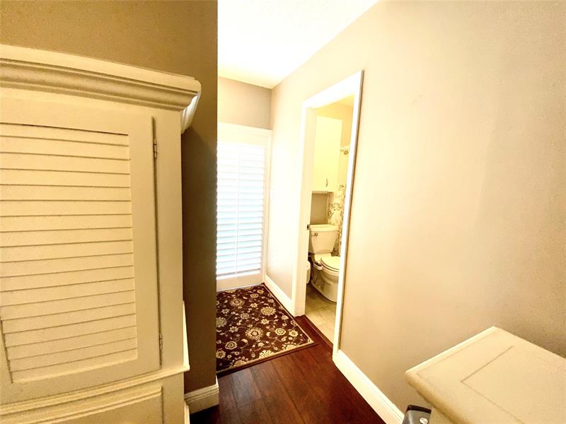 Image 28 of 52 For 8220 3rd Ct  