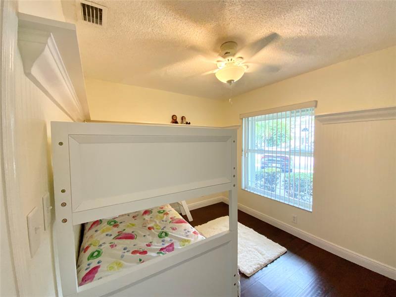 Image 39 of 52 For 8220 3rd Ct  