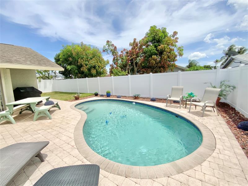 Image 45 of 52 For 8220 3rd Ct  