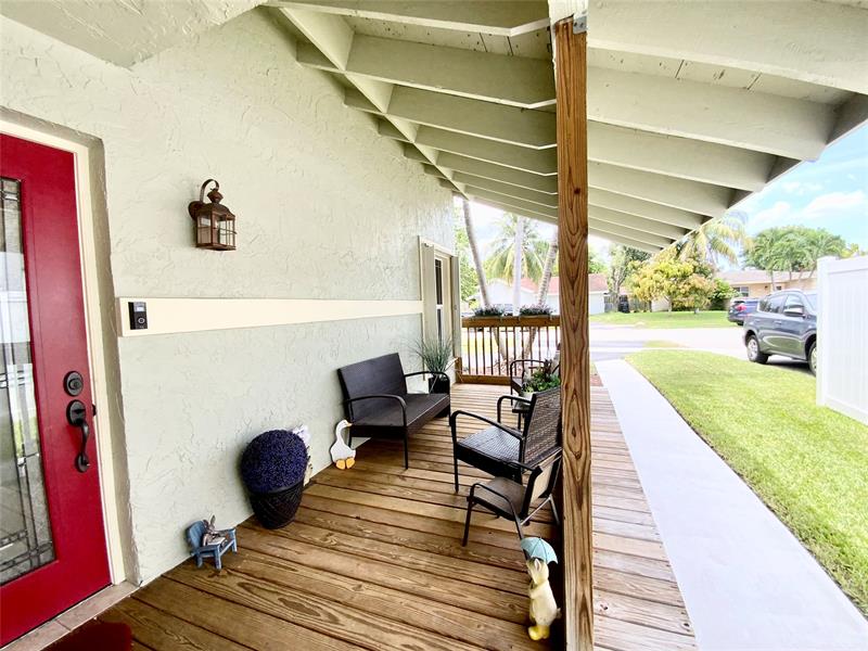 Image 9 of 52 For 8220 3rd Ct  
